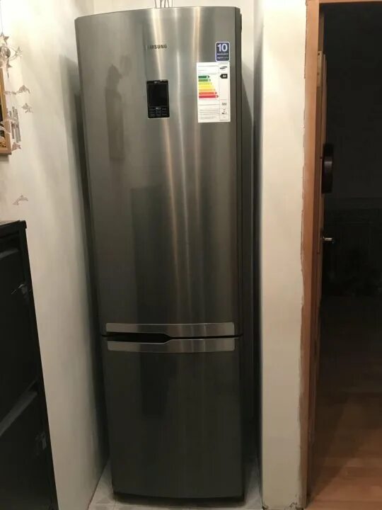 Холодильник samsung rl55. Холодильники самсунг 57. Lg ga-b509mbum черный. Rl57 samsung. Холодильник samsung rs 57 k40.