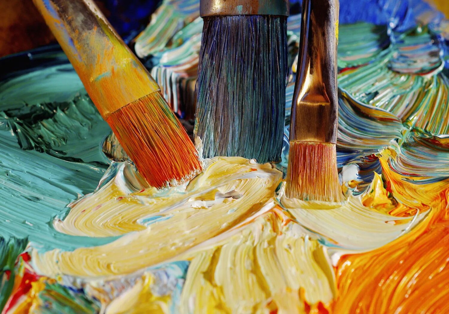 Масляная кисть. Кисти и краски. Рисование масляными красками. Изобразительное искусство. Палитра для масляных красок.