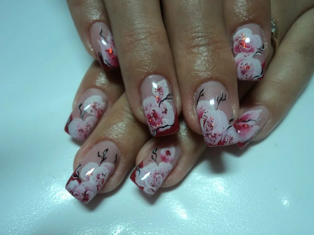 Дизайн ногтей. Весенние рисунки на ногтях. Сакура на ногтях. Дизайн ногтей сакура