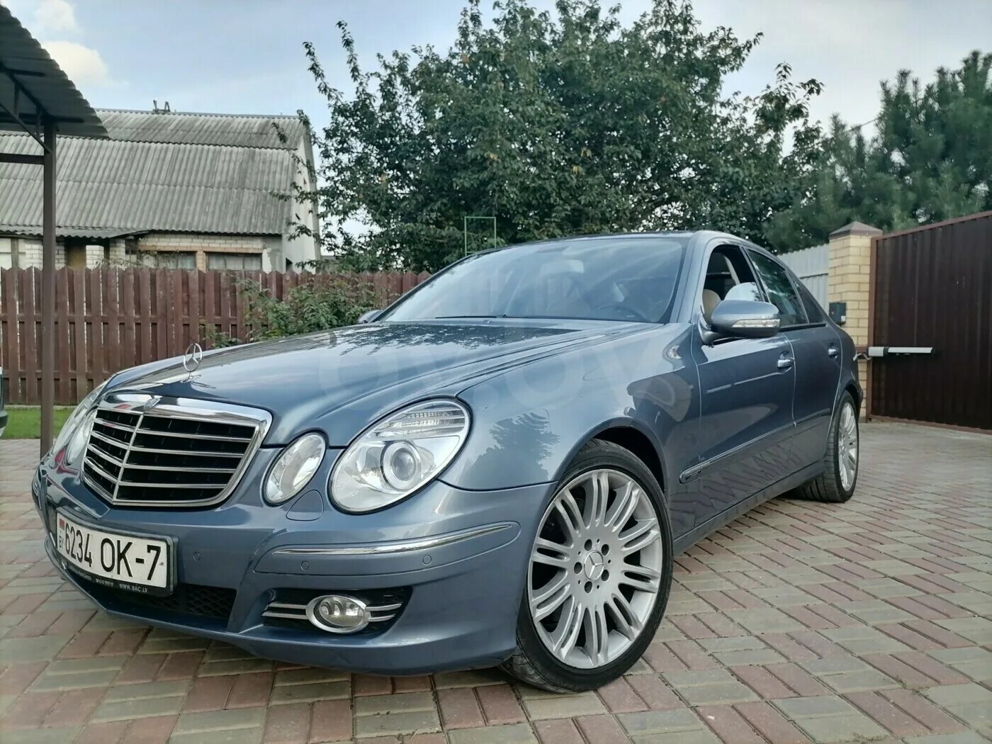 Куплю mercedes 211. Мерседес е211 2004. Мерседес 211 2004. Мерседес 211 2004г. Мерседес 211 2004 года.