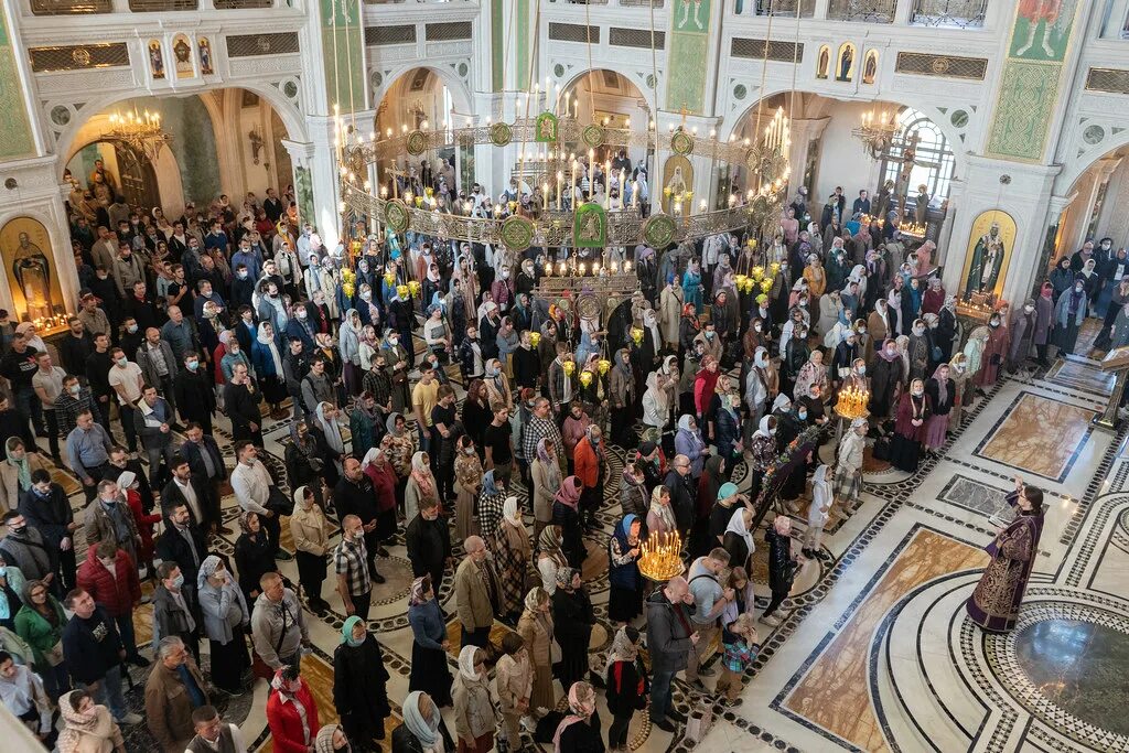 Служба в Сретенском монастыре. Сретенский монастырь литургия. Богослужение в Сретенском монастыре. Всенощное Сретенский монастырь прямая трансляция. Прямая трансляция всенощной