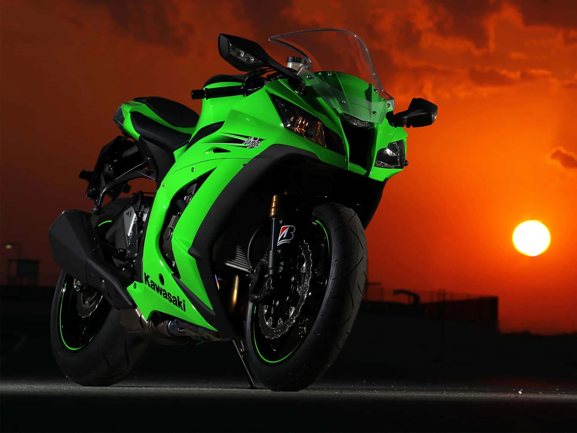 Kawasaki z750 2011. Мотоцикл kawasaki zzr1400. Kawasaki ninja zx-10r. Kawasaki z1000sx черный. Кавасаки телефон.