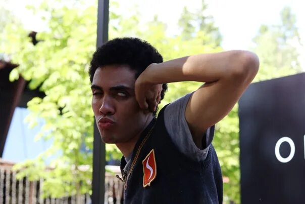 Энтони родд. Сын ирины понаровской. Энтони родд сын. Вейланд родд-младший. Вейланд родд-младший.