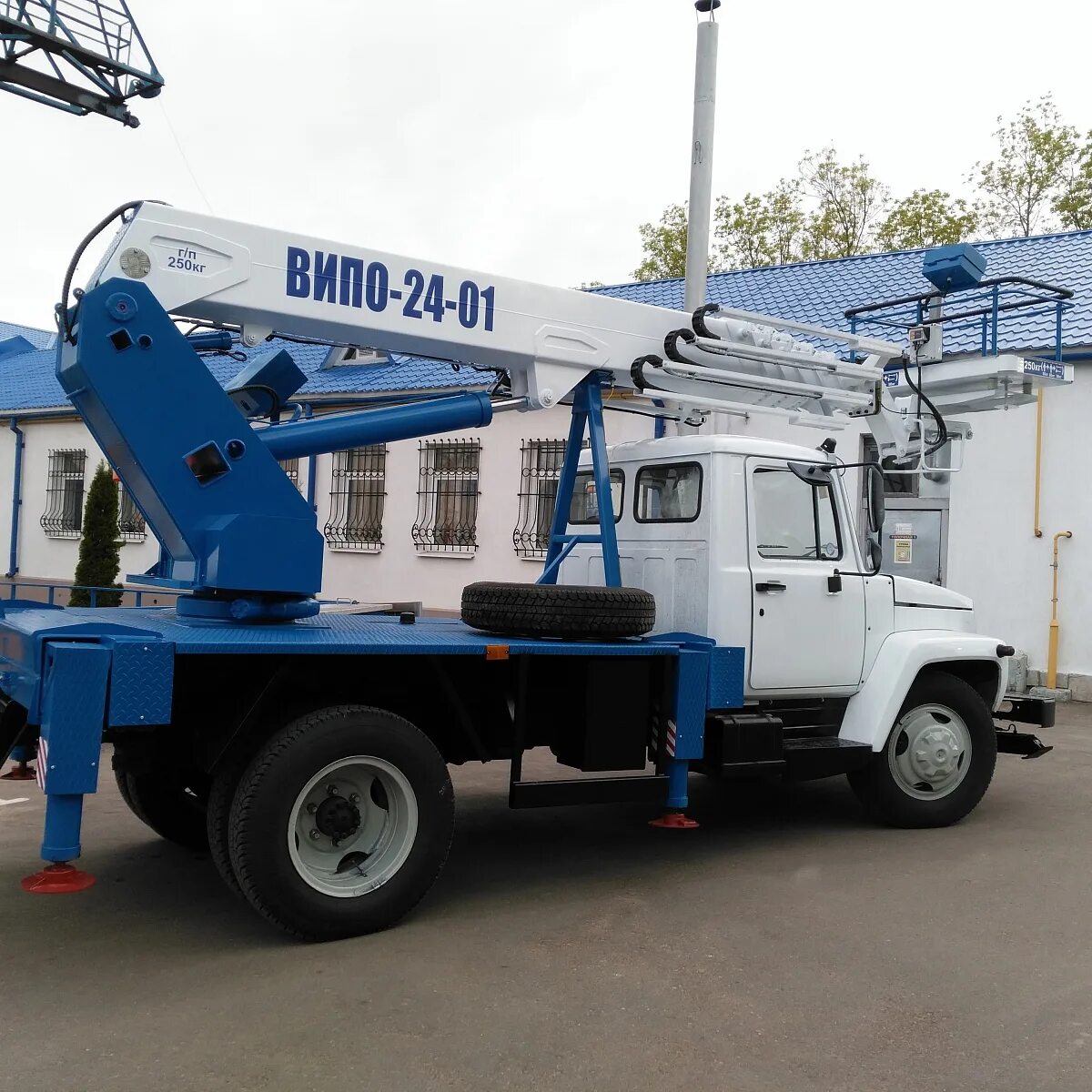 Випо 24. Автовышка випо 24-01. Камаз 43502. Випо вышка 24 01. Автовышка випо 24-01.
