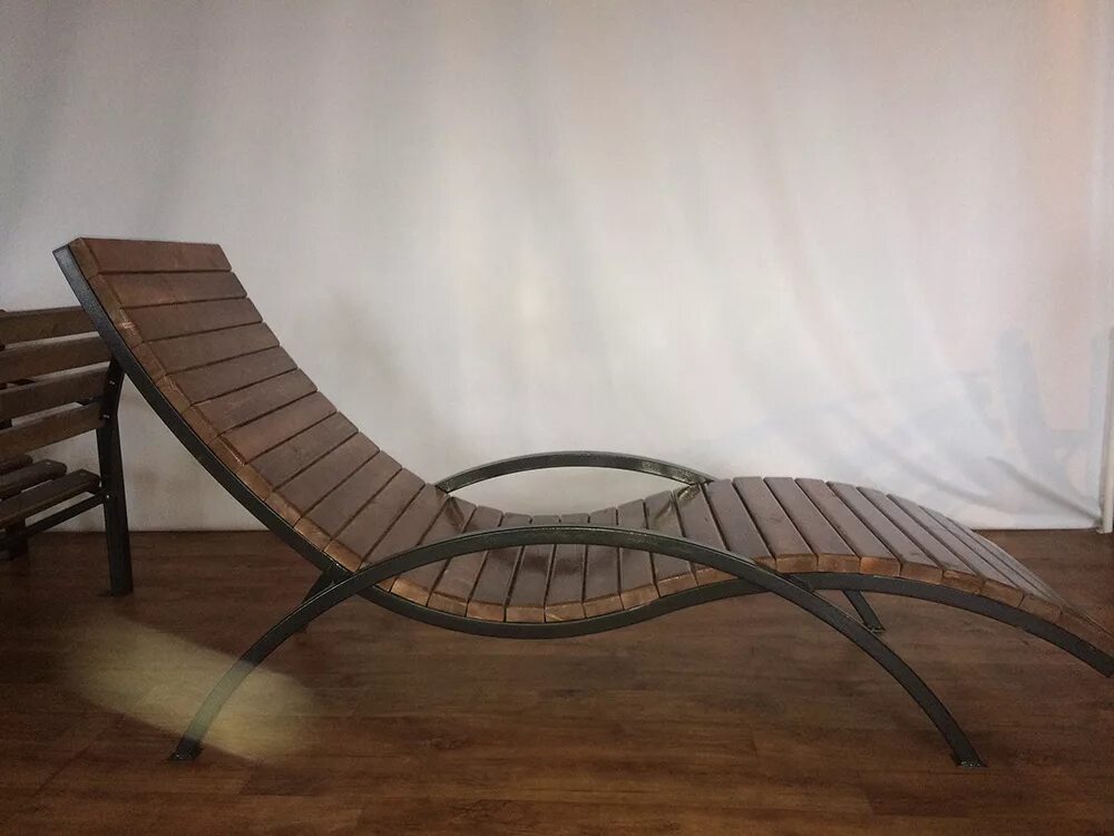 шезлонг fsc c012081. кресло из профильной трубы 40*20. качели для дачи. шезлонг для дачи из профильной трубы. лежак трубе.