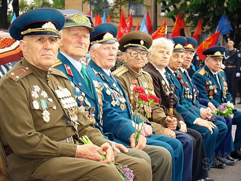 9 мая участники вов. Ветераны ВОВ. Ветераны с орденами. 9 Мая ветераны. Фронтовики Великой Отечественной войны.