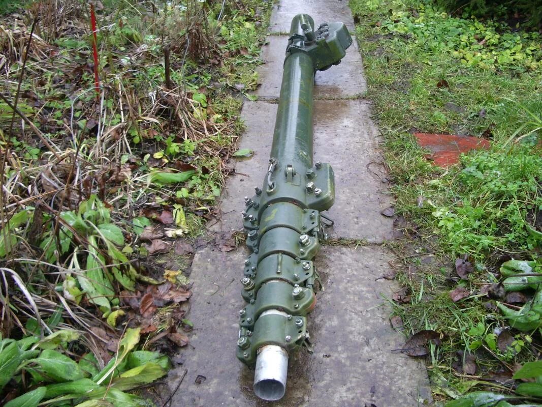 010. 115. Передатчик голиаф. Мачта радиостанции. Мачта хж2 092 098.