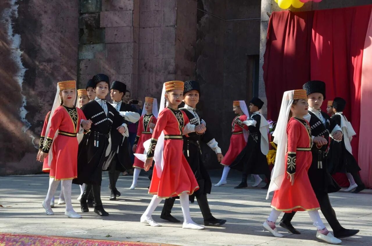 залукокоаже. мкоу сош 1 залукокоаже. залоко куаже достопримечательности.