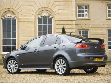 Mitsubishi lancer 1