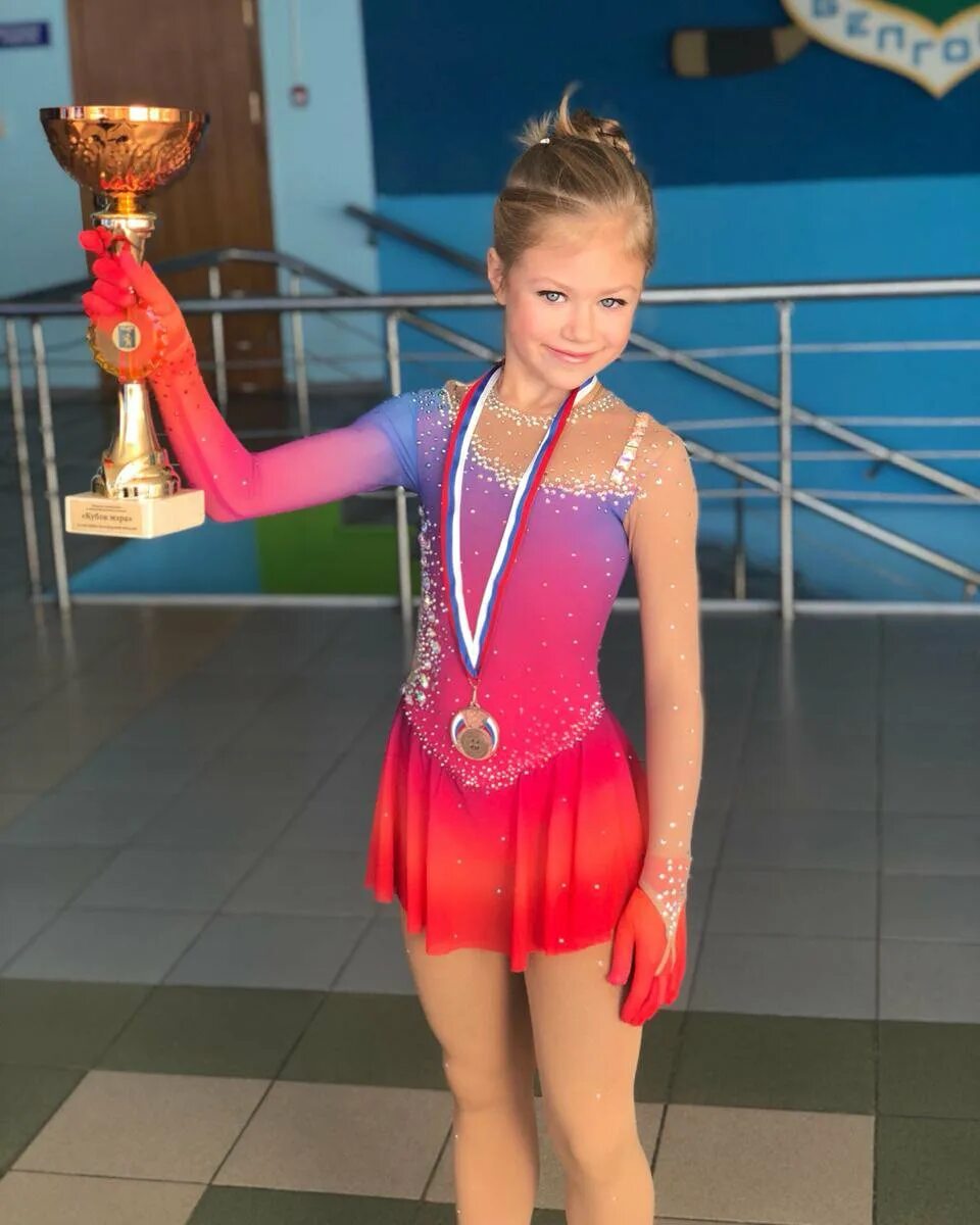 Hannah Miller Figure Skating Performance