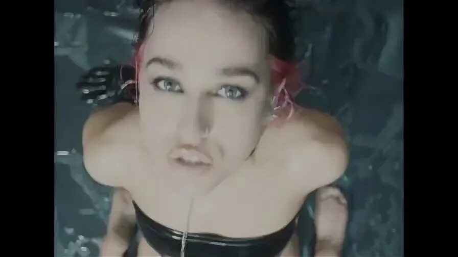 Holy molly румынская певица. Молли певица. Полли молли тампа. Alex molly. Alex molly.