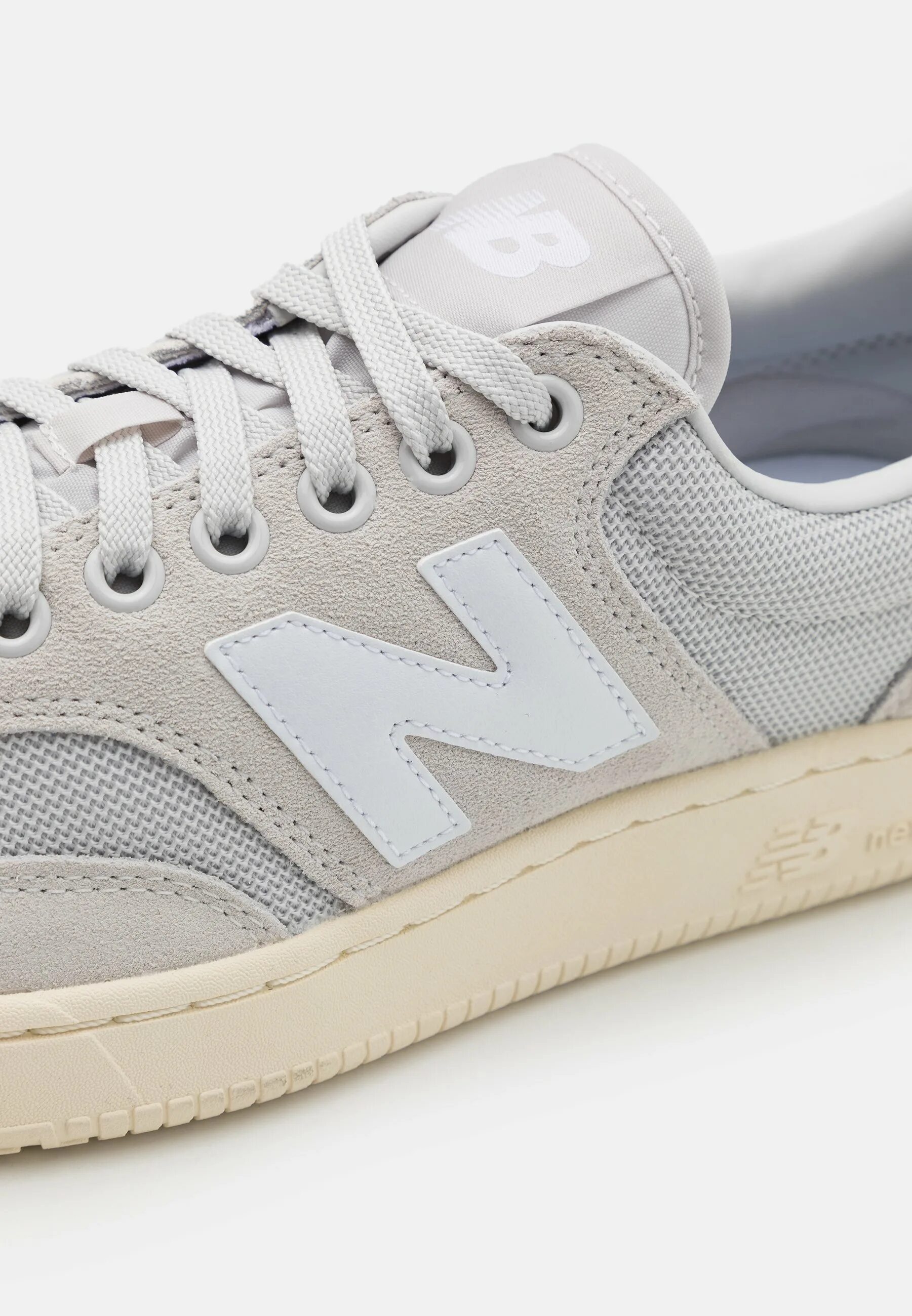 New balance pro court