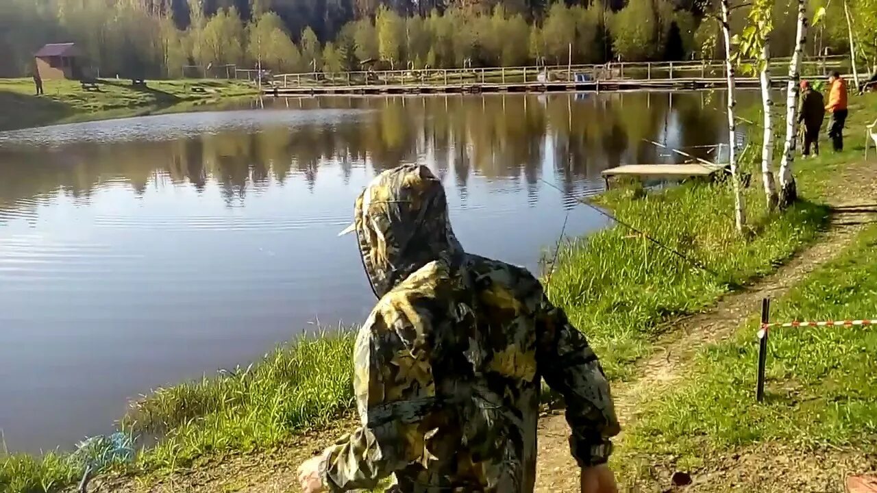 Рыбалка по киевскому шоссе. Рыбацкий кордон домодедово. Клевое место рыбалка киевское шоссе. Рыбацкий пруд наро фоминск. Рыбалка по киевскому шоссе.