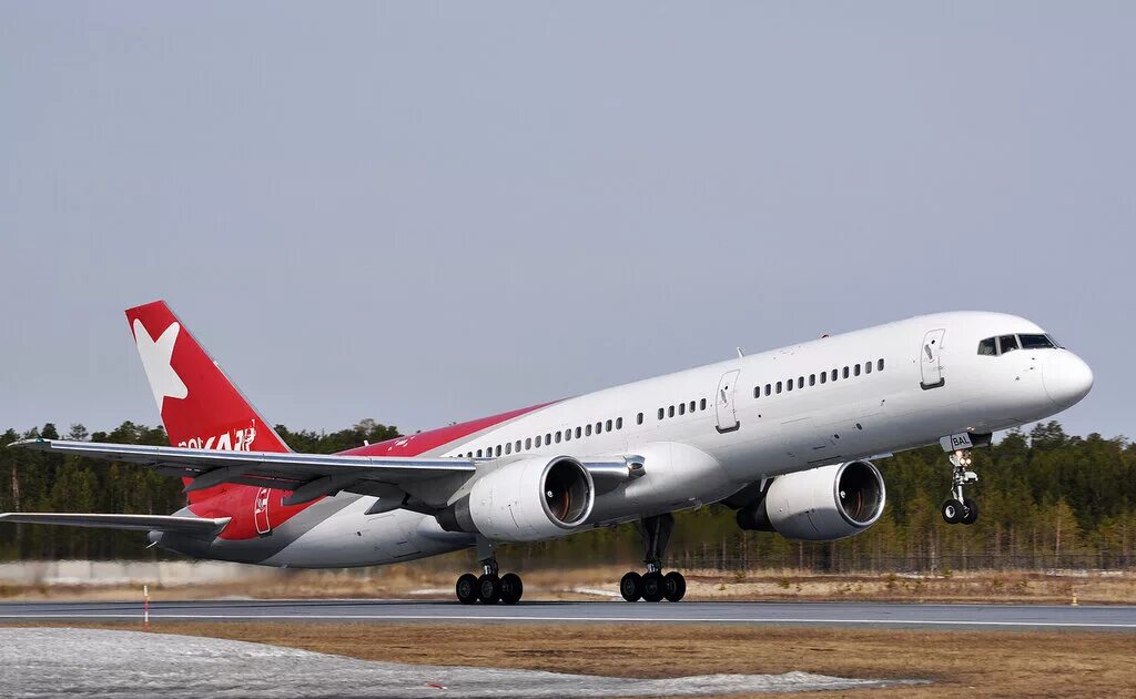 Боинг 737 икар. Pegas fly авиакомпания. Авиакомпания икар авиакомпания. Пегас флай икар авиакомпания. Boeing 737-900er ikar.