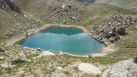 Озеро в узбекистане