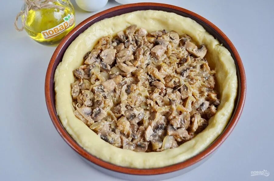 Вареники с картошкой фото. Жареная картошка с грибами. Фарш с грибами. Начинка для пирожков с картошкой. Картофельная начинка для пирожков.