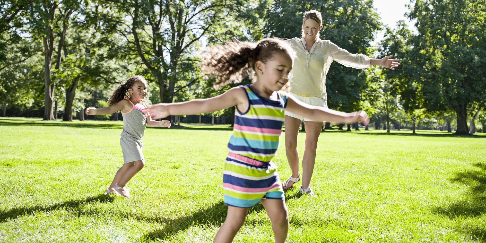 Children like to playing tags
