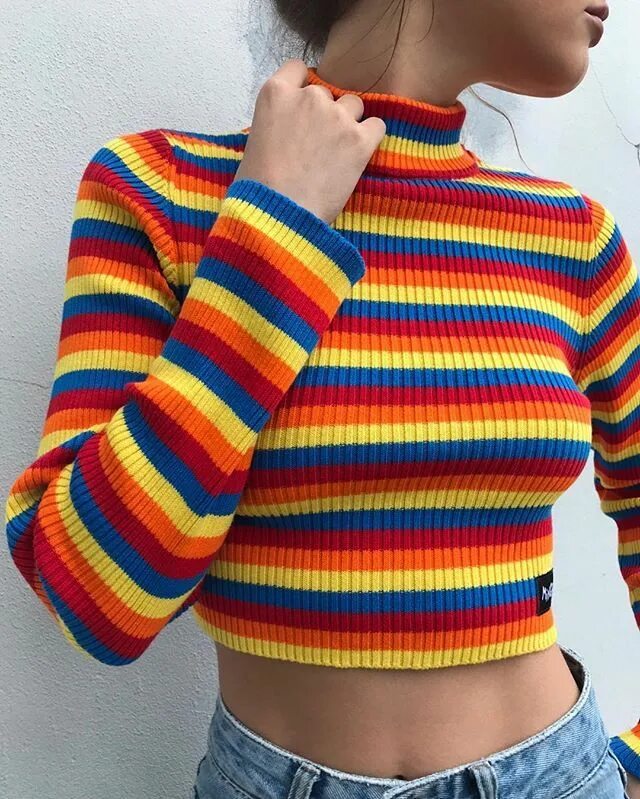 Женская футболка jumper. Модные надписи на футболках. Эстетичная фиолетовая одежда. Nike city haru. Доска в одежде.