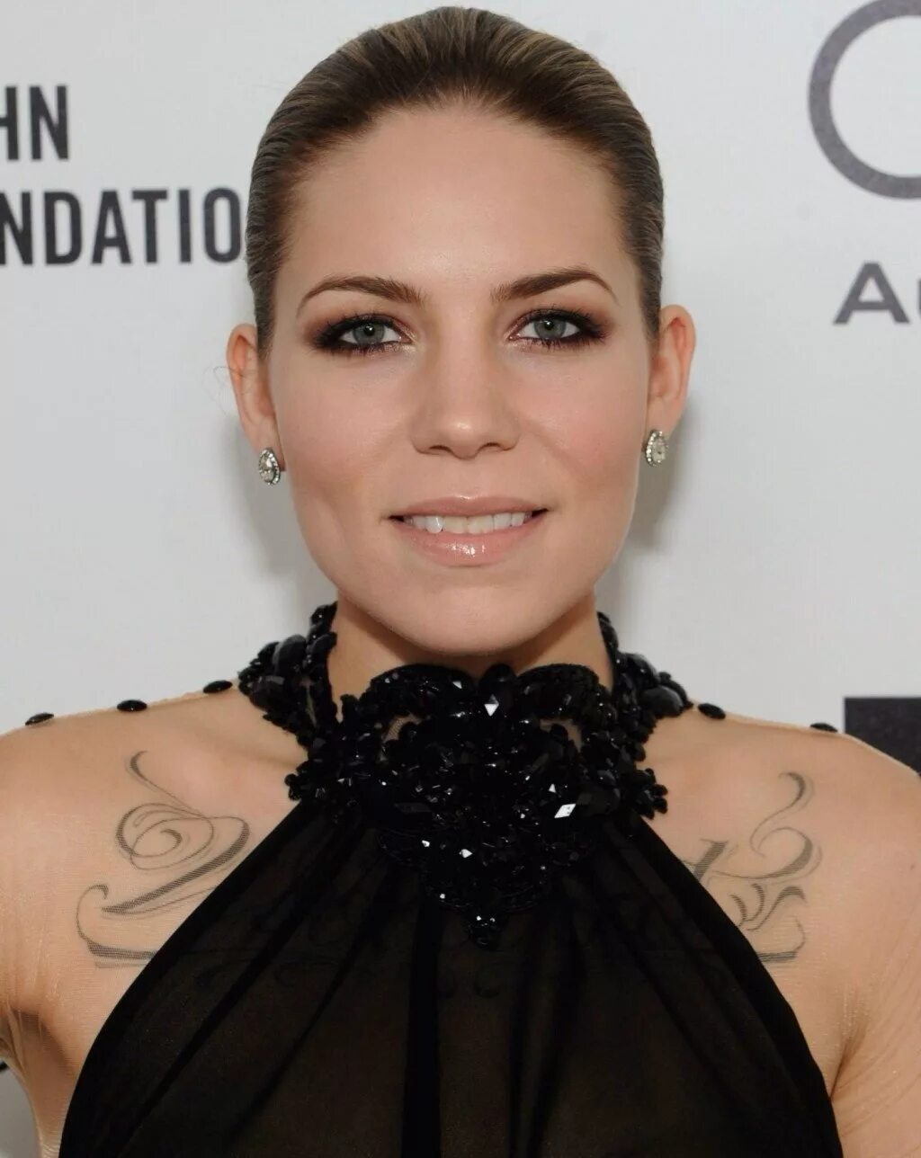 Скайлар грей. Skylar Grey. Скайлар грей американская певица. Skylaraynesgray.