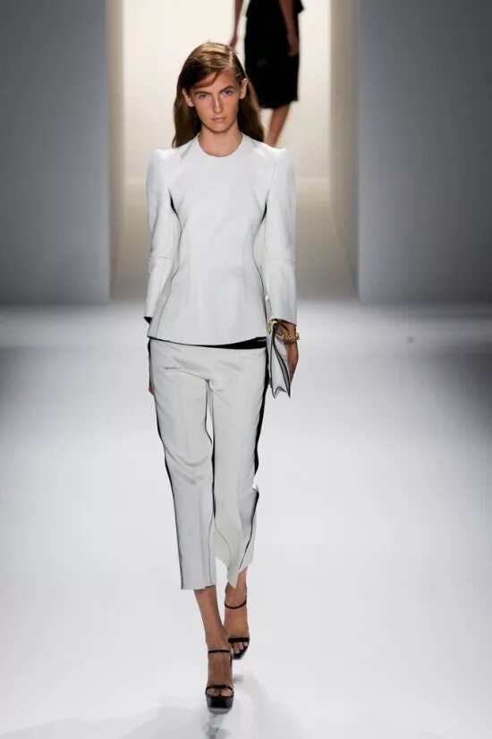 Alberta Ferretti Spring 2021 Ready-to-Wear Fashion Show Fashion, Ready to wear,
