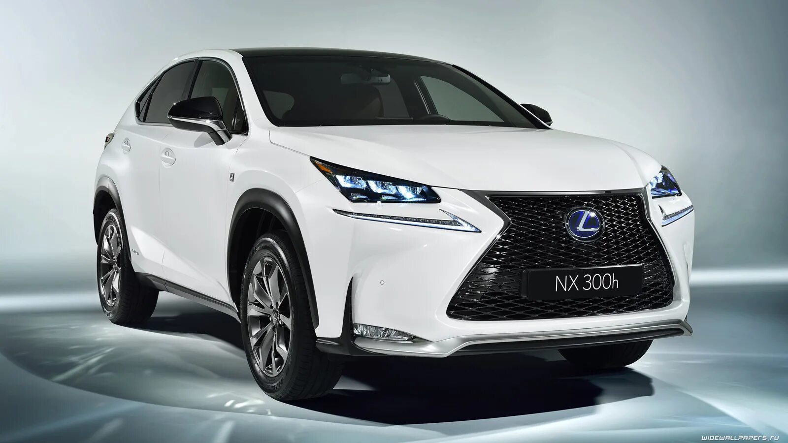 Куплю автомобиль лексус. Лексус НХ 300h. Lexus NX 300 2016. Lexus NX 2015. Лексус NX 300 белый.