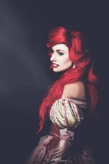 Between Two Castles: DisEnvy Interview: Traci Hines 