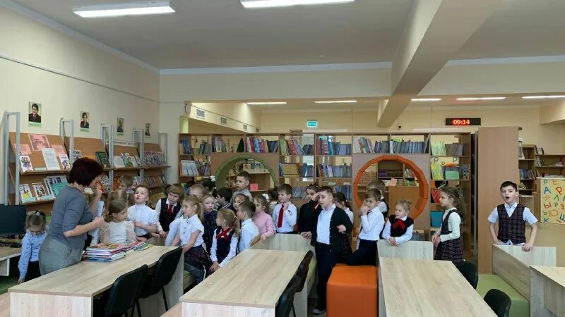 Школа № 105. Школа 72 рязань. Средняя школа 105. Школа 105 екатеринбург. Артамонова 38/1 воронеж.