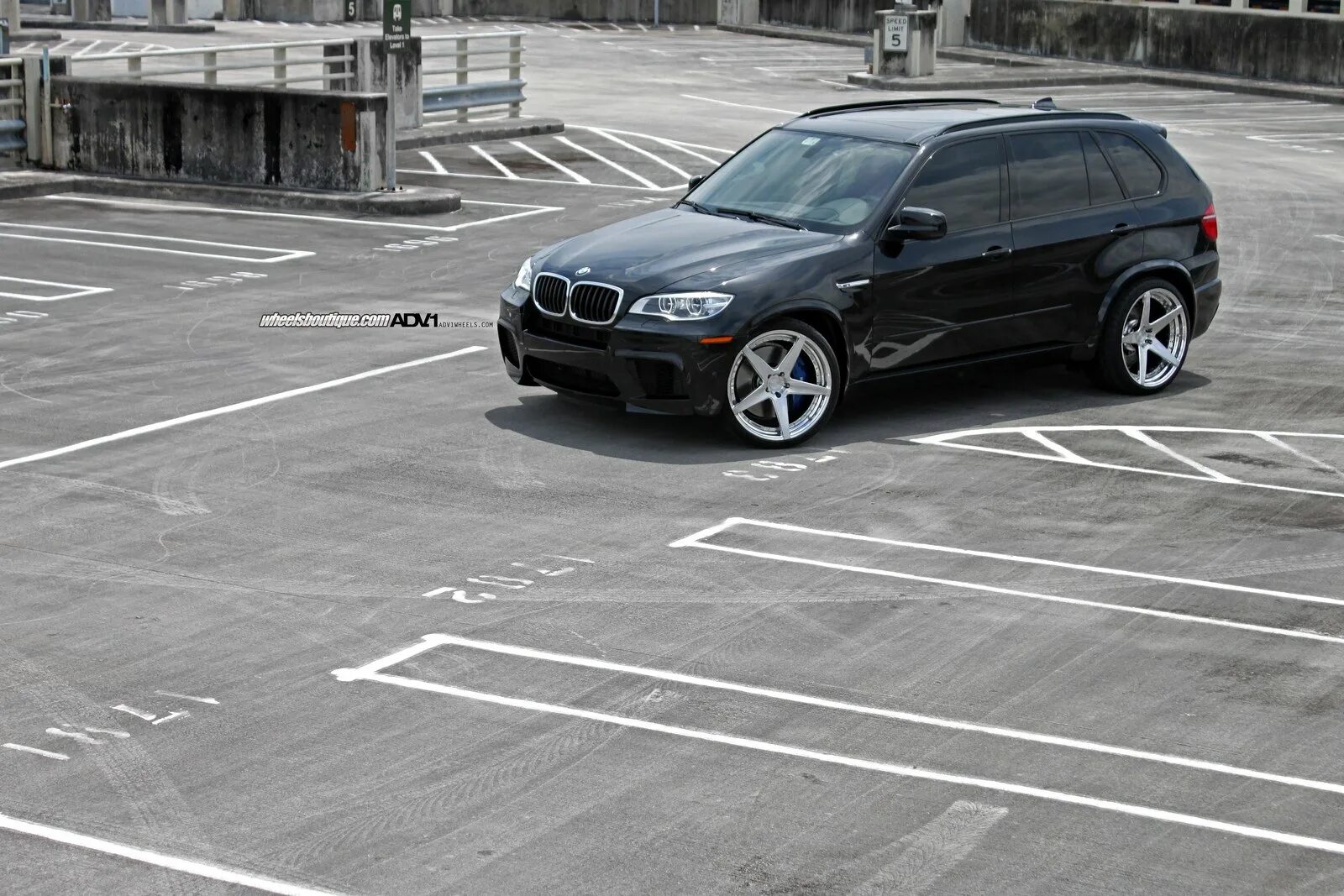 Диски x5m. Bmw x5 r20. bmw x5 f15 диски r20. adv1 bmw x5. bmw x5 e70 r20.
