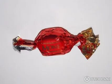 Красный мон