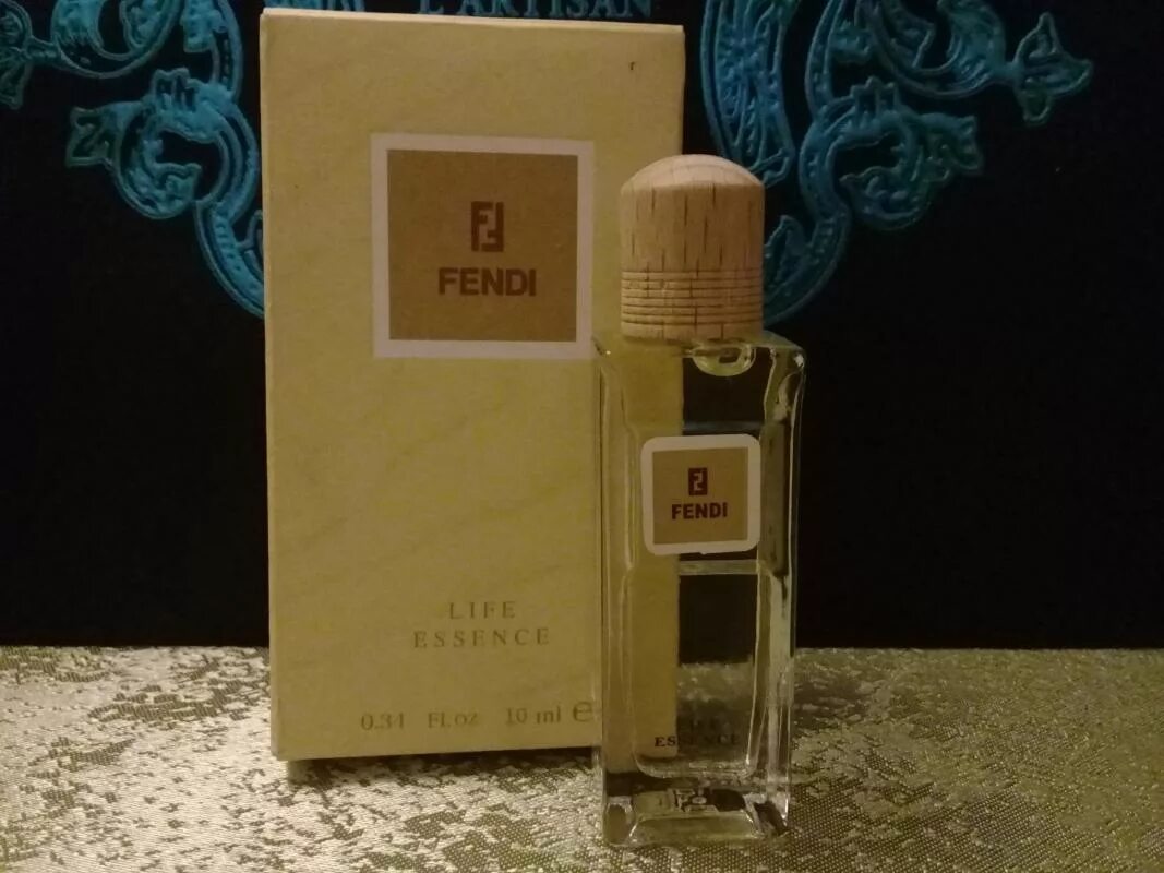 Fendi Life Essence. Fendi Life Essence миниатюра. Fendi Life Essence аналоги. Туалетная вода Fendi Life Essence аналог.