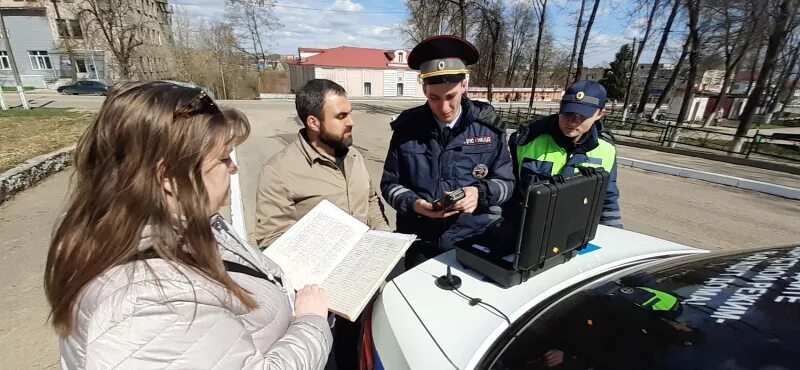 Подслушано в дорогобуже в контакте. ГИБДД Дорогобуж. Сотрудники ГАИ В Дорогобуже. Начальник ГИБДД Дорогобуж. Начальник полиции Дорогобуж.