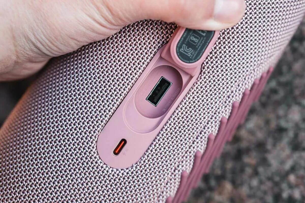 Jbl charge e5. Charge 5 кнопки. Jbl charge 5 white. Charge 5 кнопки. Джбл чардж 5.