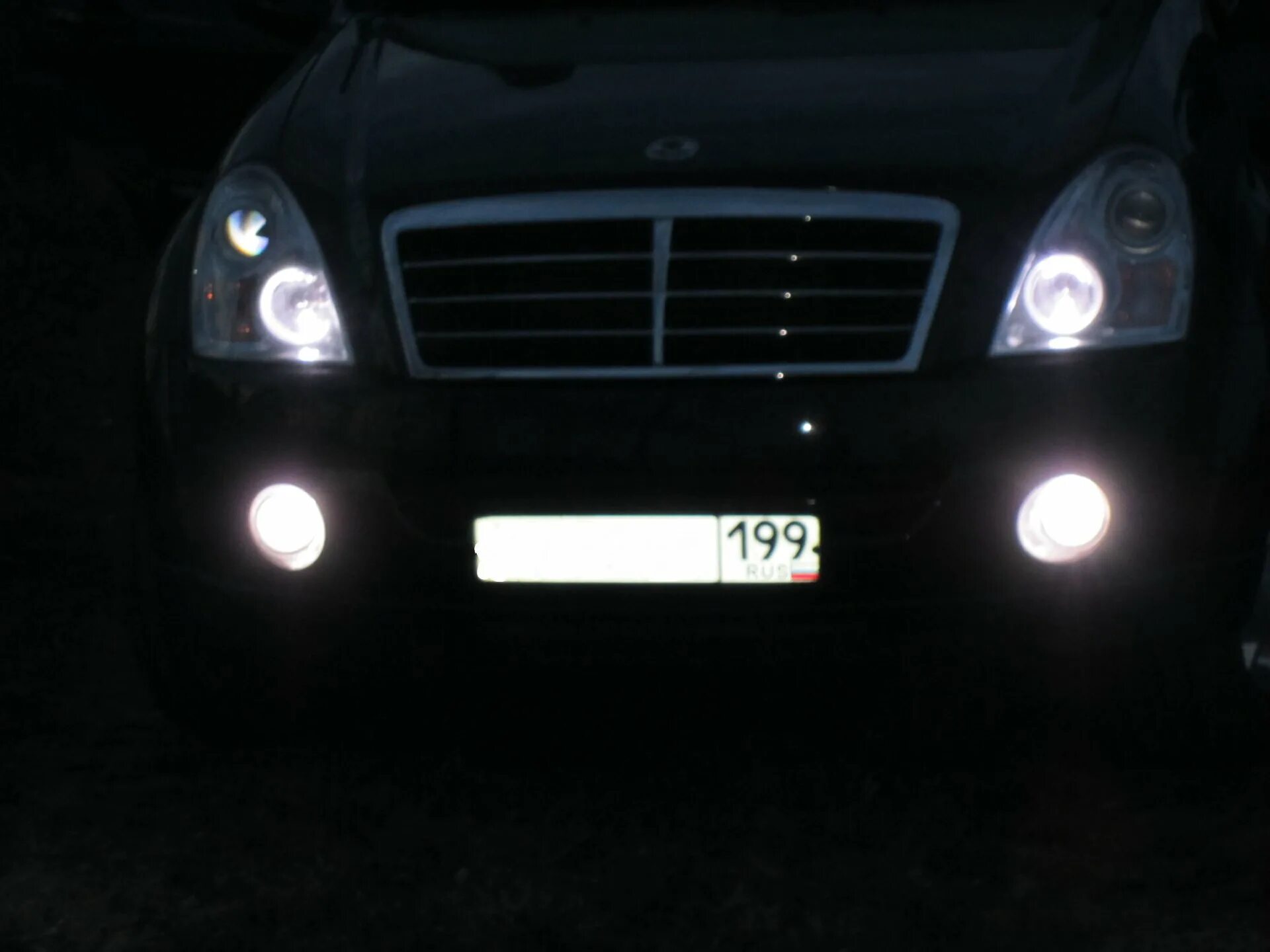 Лампы rexton. Светодиодные птф на рекстон 2. ssangyong rexton 2 противотуманные фары led. led туманки на ssangyong rexton 2. противотуманные фары на рекстон 2 2010 года.