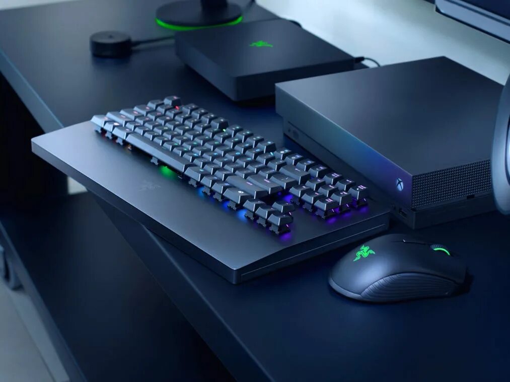Игры на xbox поддерживающие клавиатуру и мышь. Razer Turret for Xbox. Клавиатура и мышь для хбокс. Razer 2018 Keyboard. Клавиатура и мышь для Xbox one x.
