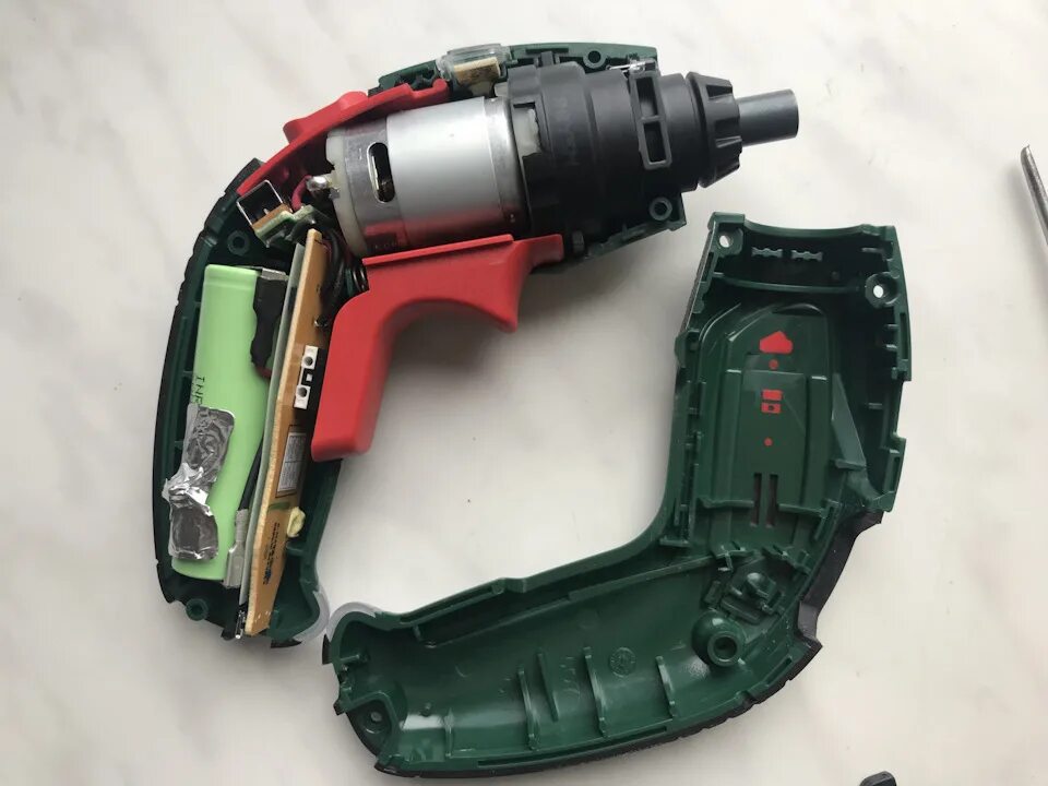 Шнек mora ice ice bee 150 мм с сферическими ножами и адартером 18 мм. Электроотвёртка bosch oxi. Ледобур мора 130 под шуруповерт. Бур мора 130 под шуруповерт. Шуруповерт мора.