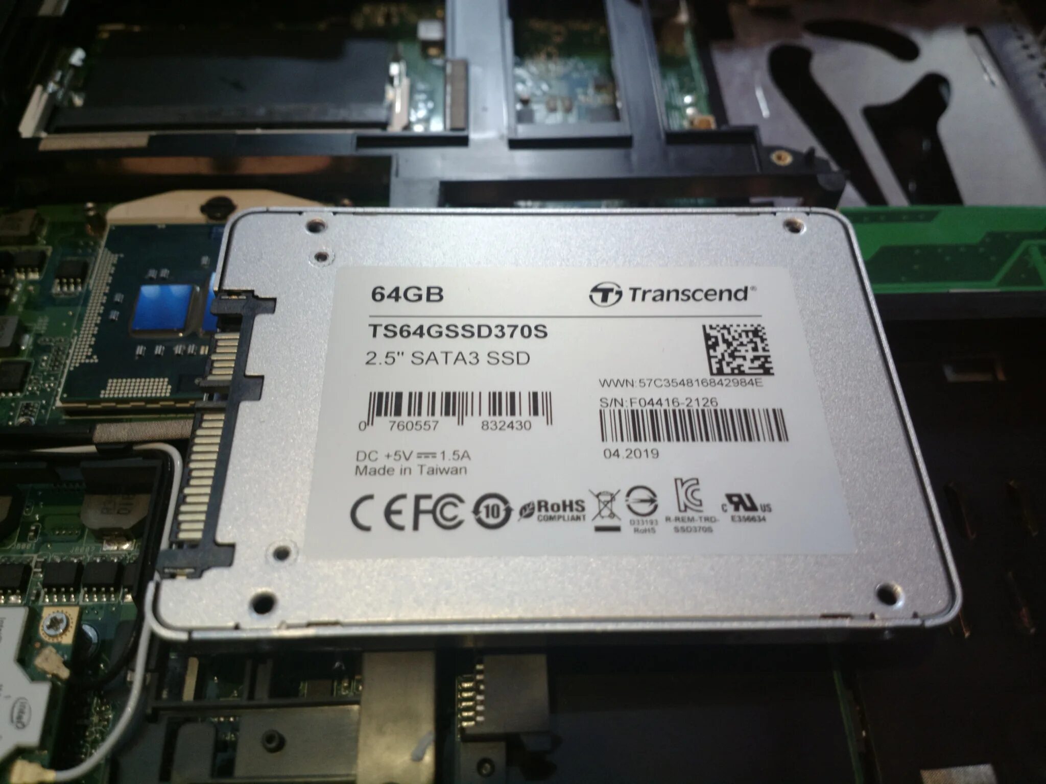 Ссд форм фактор 2.5. SSD диск 64 ГБ SATA. Ссд диск 2.5. 512 GB SATA 2.5 SSD non sed. Диск форм фактор 2.5