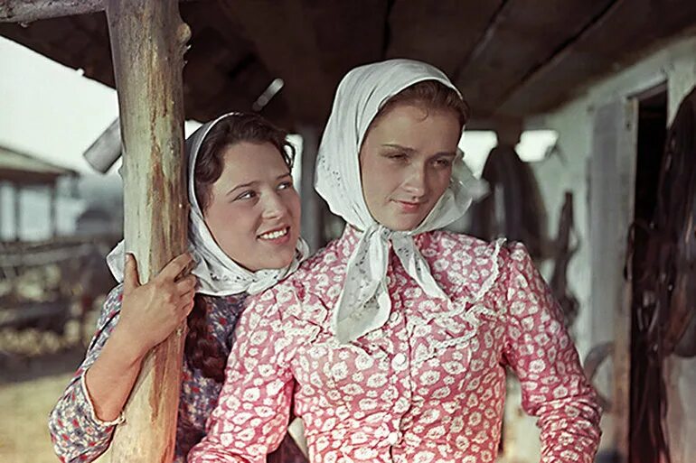 Каким ты был таким остался тихий дон. Наталья Коршунова тихий Дон 1957. Зинаида Кириенко тихий Дон. Дуняша Мелехова тихий Дон. Дуняша Мелехова тихий Дон 1957.