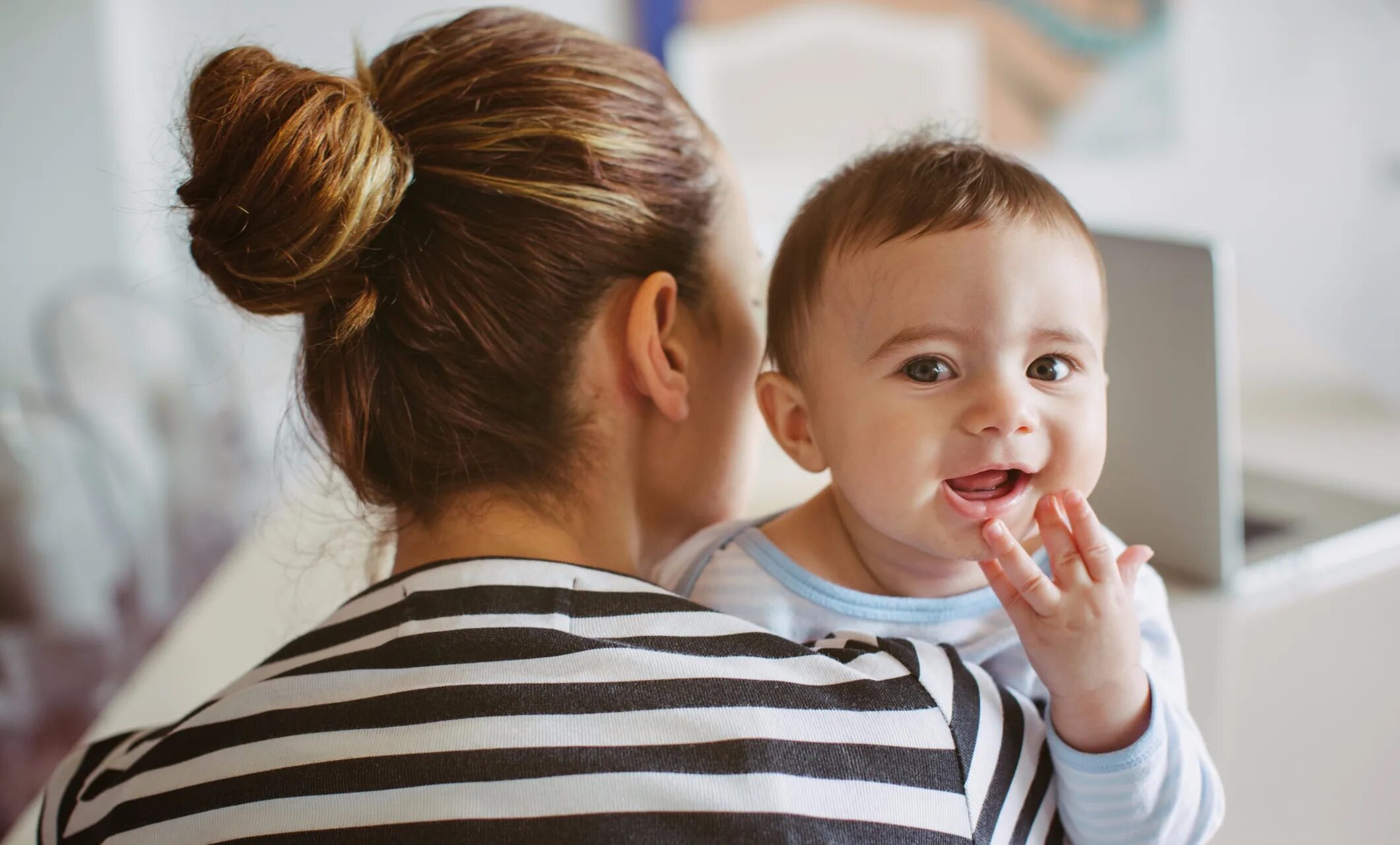 родители и дети. усыновление удочерение детей. приемная мама. усыновление детей статьи. порядок усыновления удочерения детей.