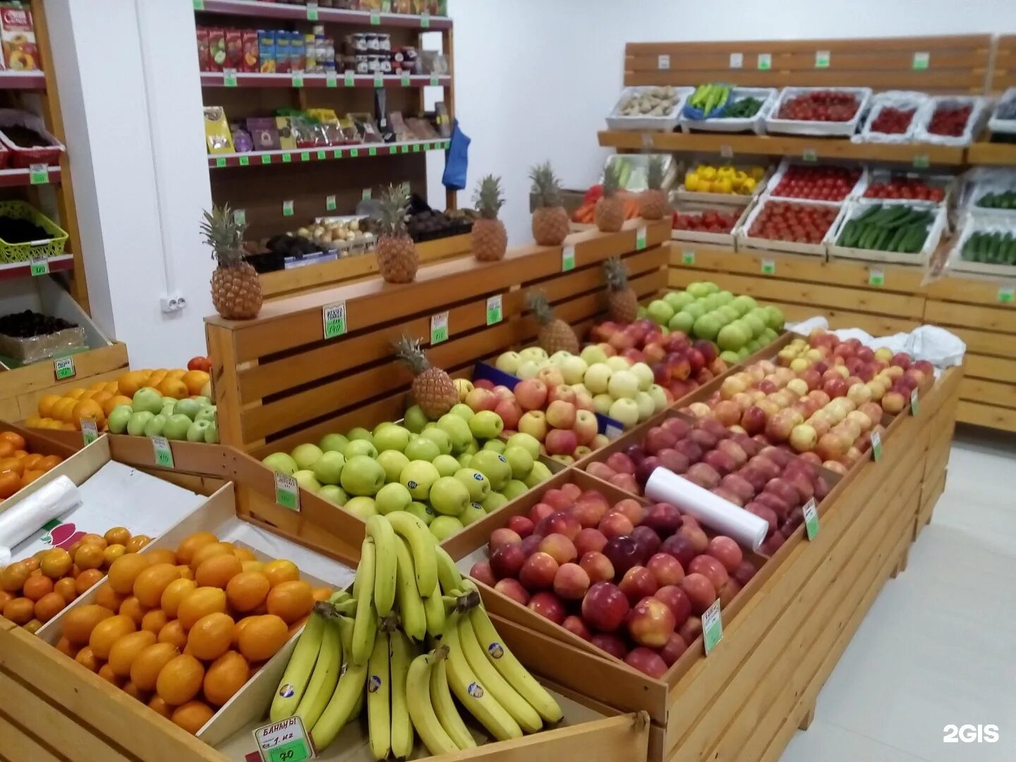 Магазин овощи фрукты. Овощной отдел. Овощной и фруктовый отдел. Овощной прилавок. Бизнес на фруктах