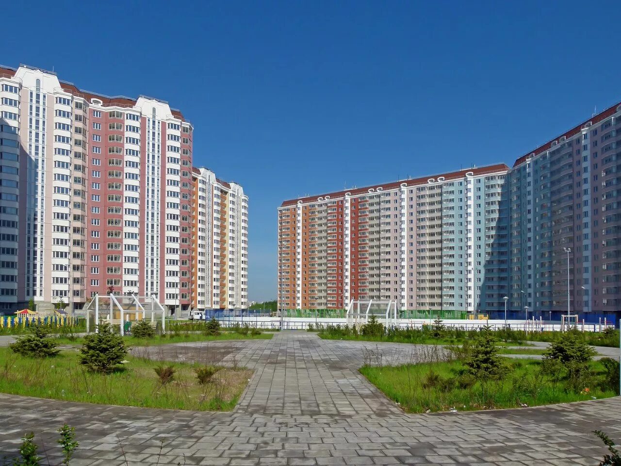 Жк лучи подъезд. Моп лучи 2 лср. Солнцево с отделкой. Жк солнцево москва. Жк в солнцево татьянин.