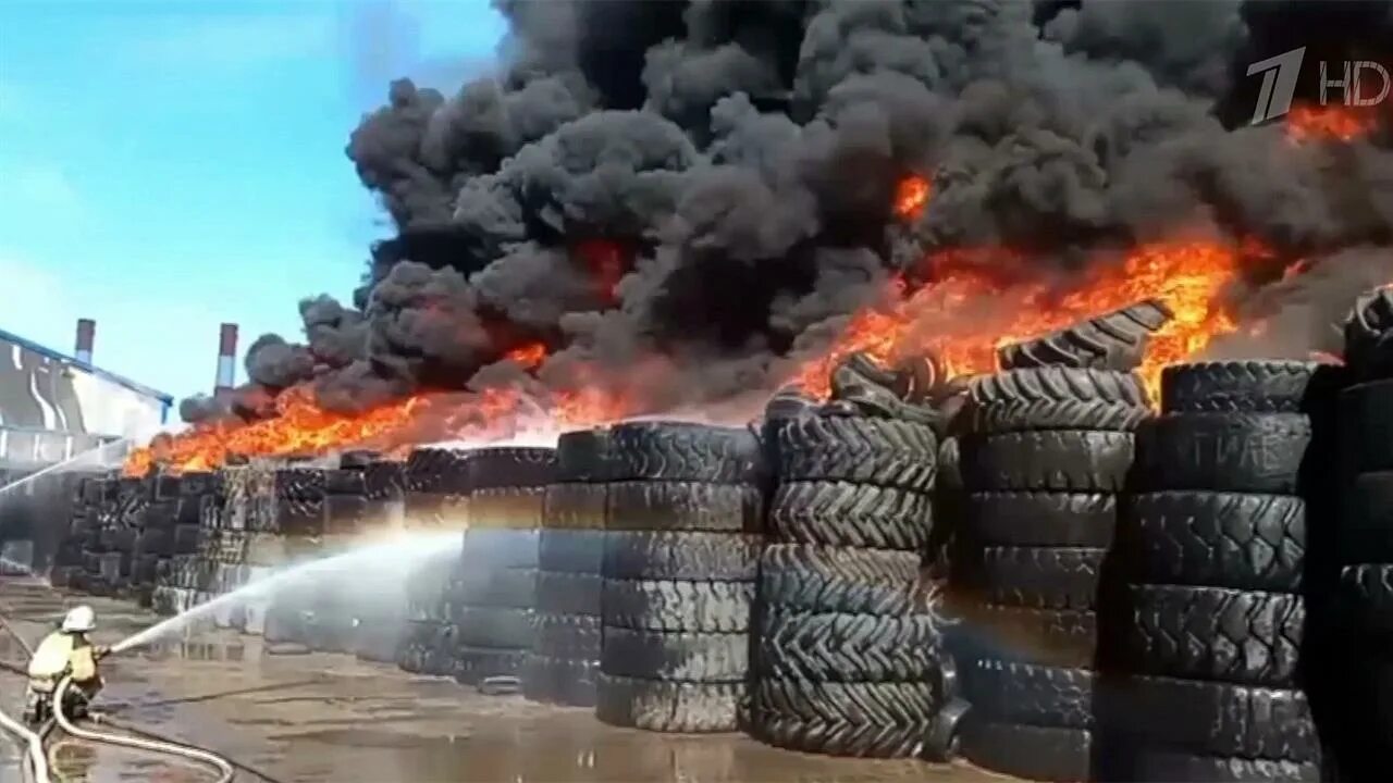 Пожары. Пожар в румянцево. Пожар в подмосковье видео. Пожар в подмосковье видео. Крупный пожар.