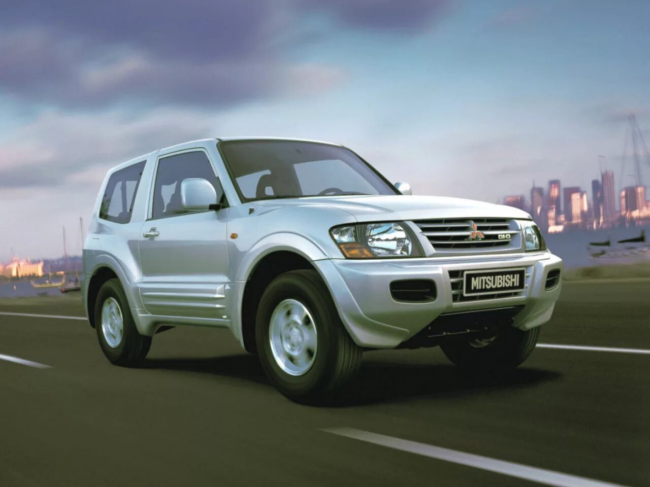 Mitsubishi pajero 3 поколение