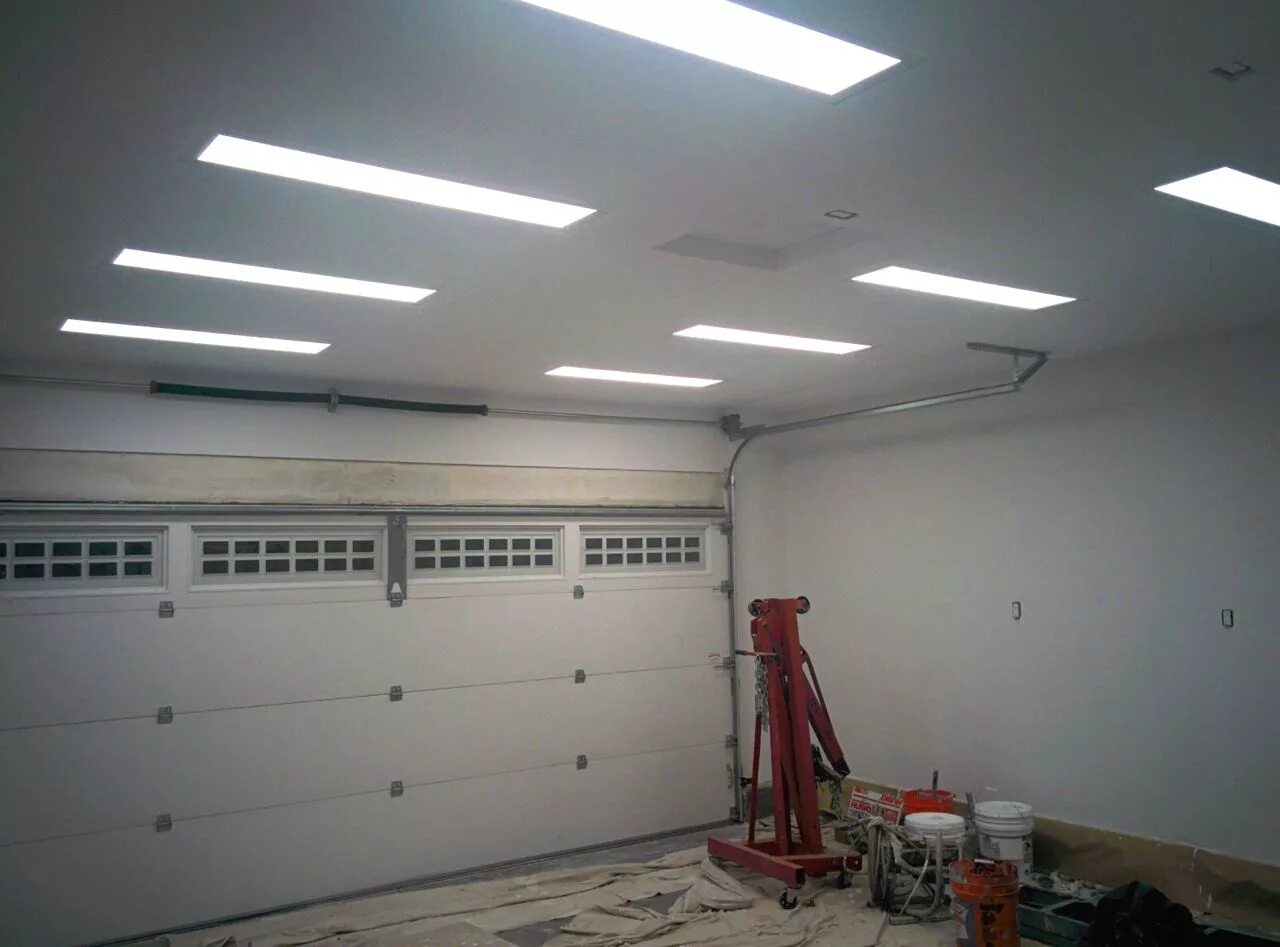 Светильники для гаража. Диодные лампы в гараж. Диодные лампы в гараж. Светильники для гаража. Светодиодные светильники для гаража.