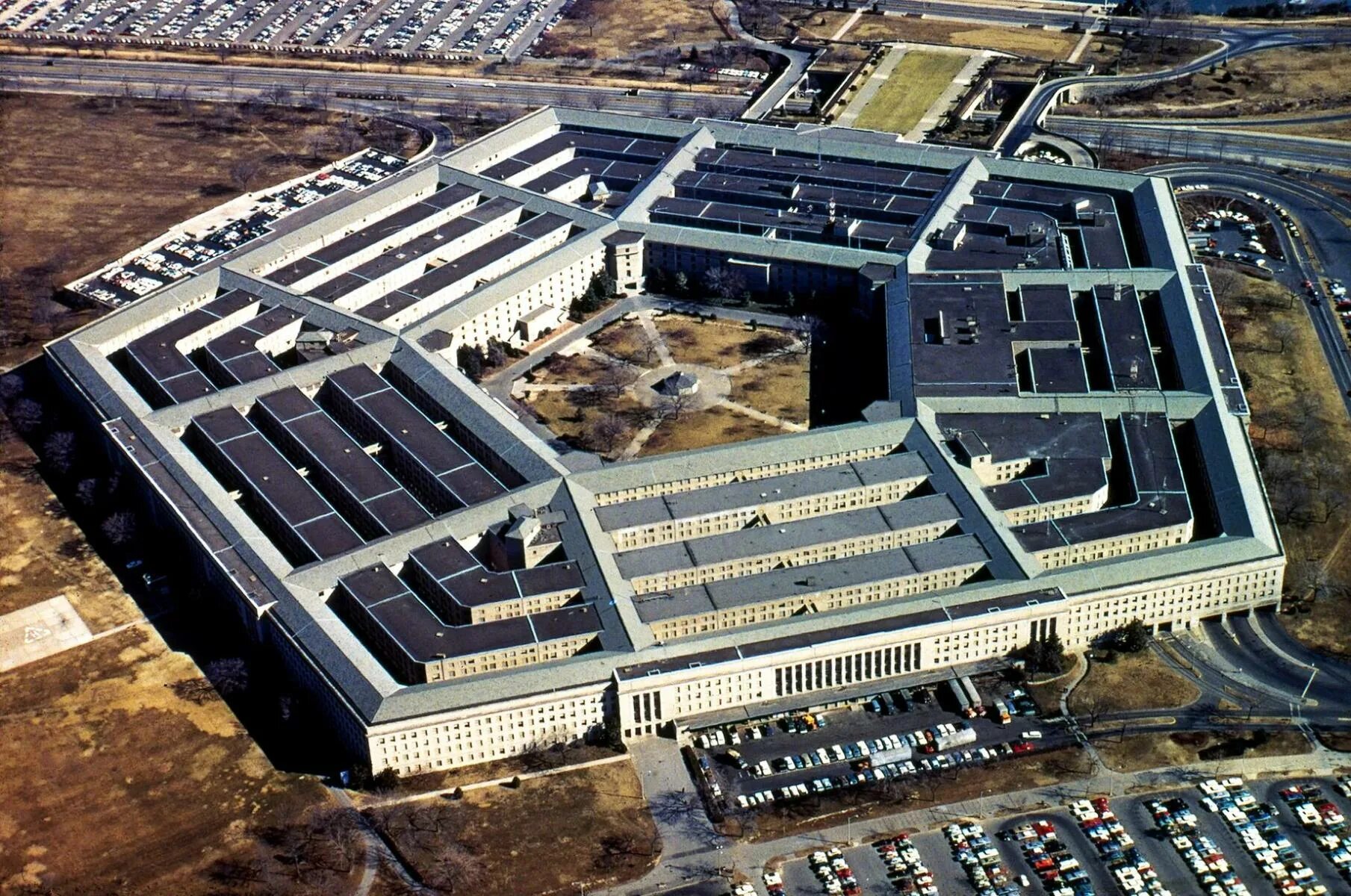 BBC World Service - Weekend, Uncovering the history of cyber-warfare