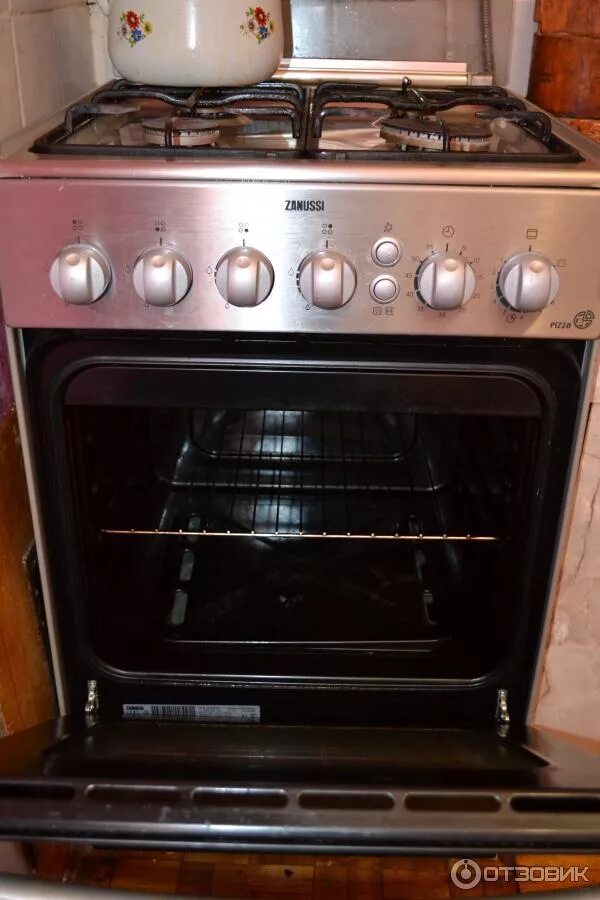 Плита Zanussi ZCE 9540G1W - купить по цене от 20067 руб в интернет-магазинах Сан