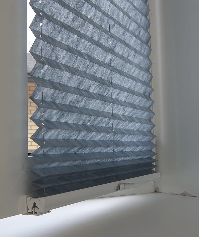 Жалюзи на скотче. Плиссе р3900. flair reflex жалюзи плиссе. плиссе р1036. deldecor aurora плиссе 30970.