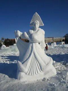 Снежная снегурка