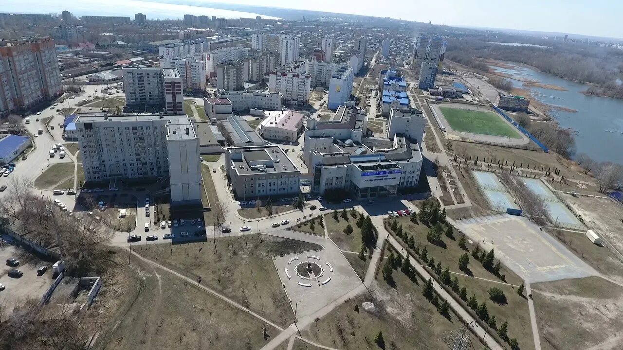 Поступи ульяновск. Набережная реки Свияги УЛГУ. УЛГУ Ульяновский государственный университет. Набережная УЛГУ Ульяновск. Набережная Свияги Ульяновск.