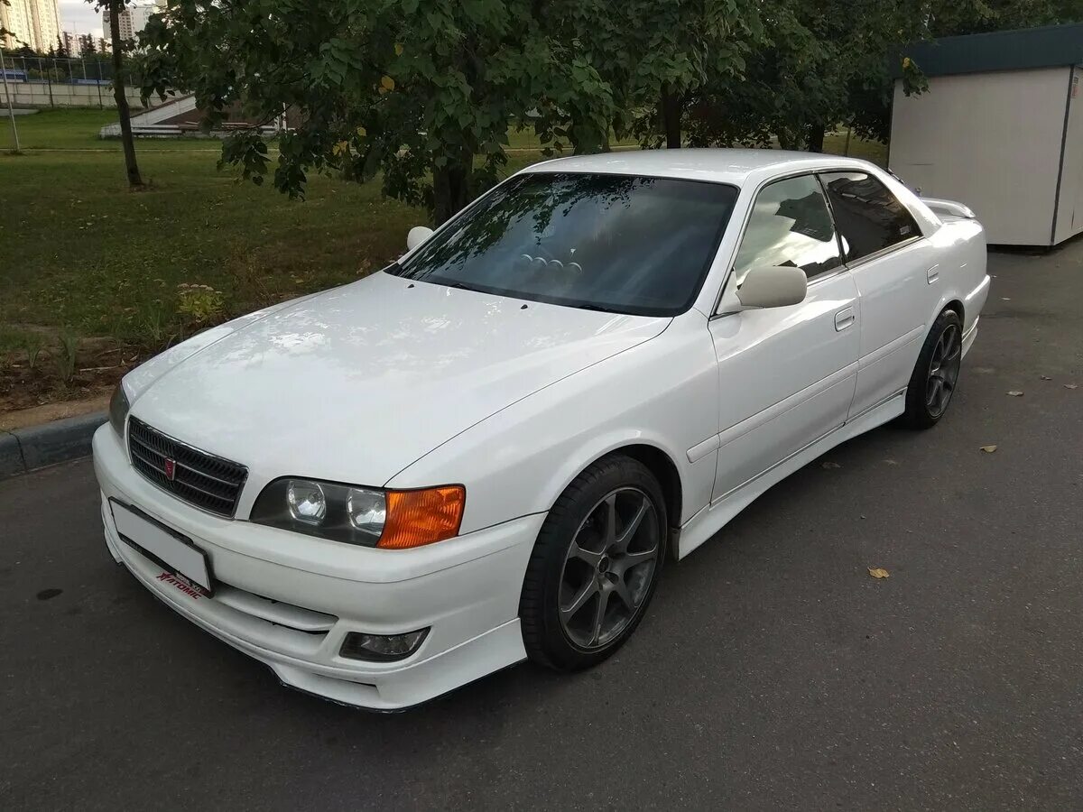 Продажа тойота чайзер. Toyota Chaser 1998. Toyota Chaser x100. Toyota Chaser vi 100. Тойота Чайзер 1998.