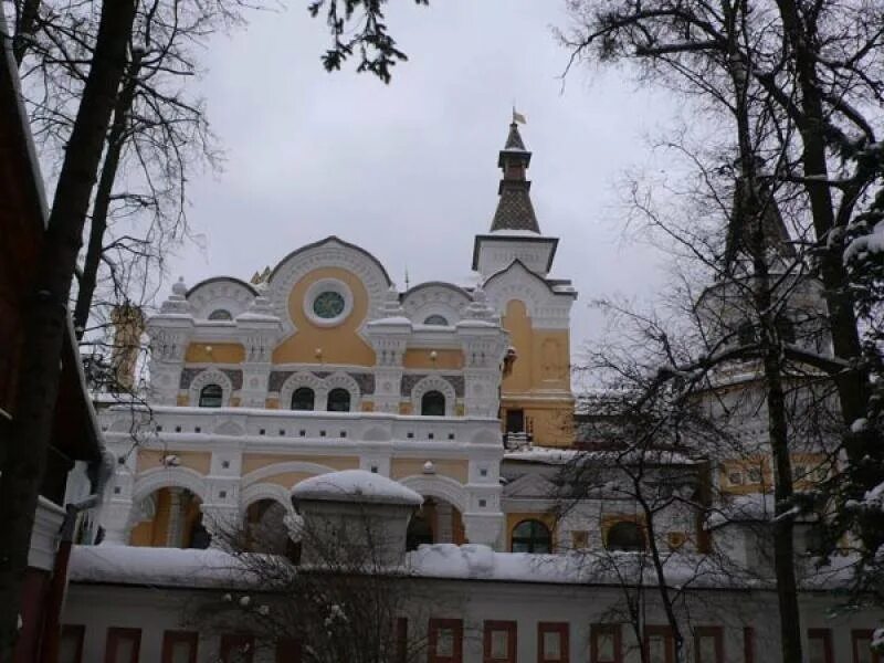 Резиденция Патриарха в Переделкино. Резиденция Патриарха в Дивноморске. В каком городе находилась резиденция митрополита